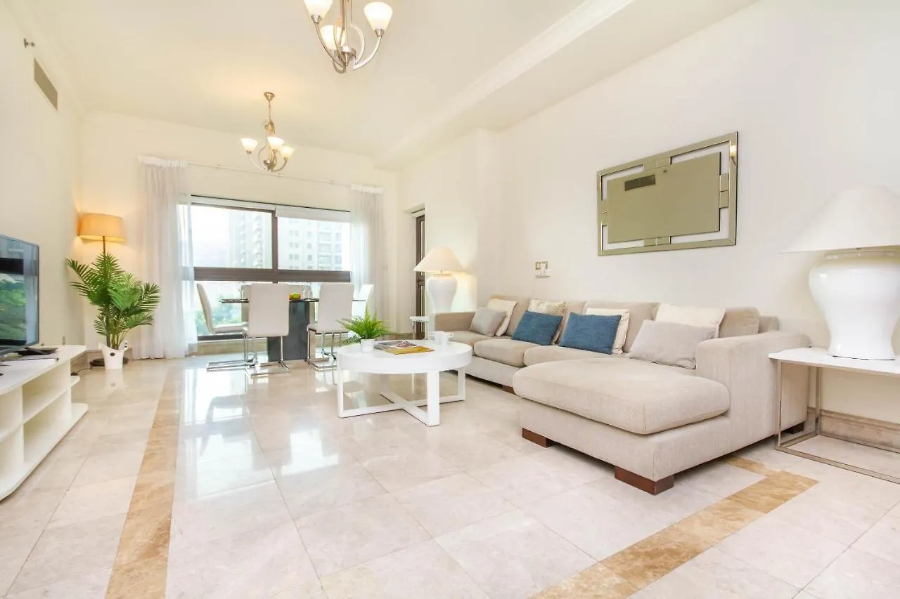 Bespoke Holiday Homes - Palm Jumeirah- 2 Bedroom Beach & Pool Access, South Residence Dubai 0*,