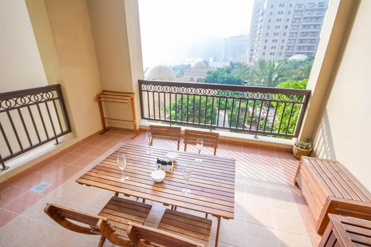 Bespoke Holiday Homes - Palm Jumeirah- 2 Bedroom Beach & Pool Access, South Residence Dubai