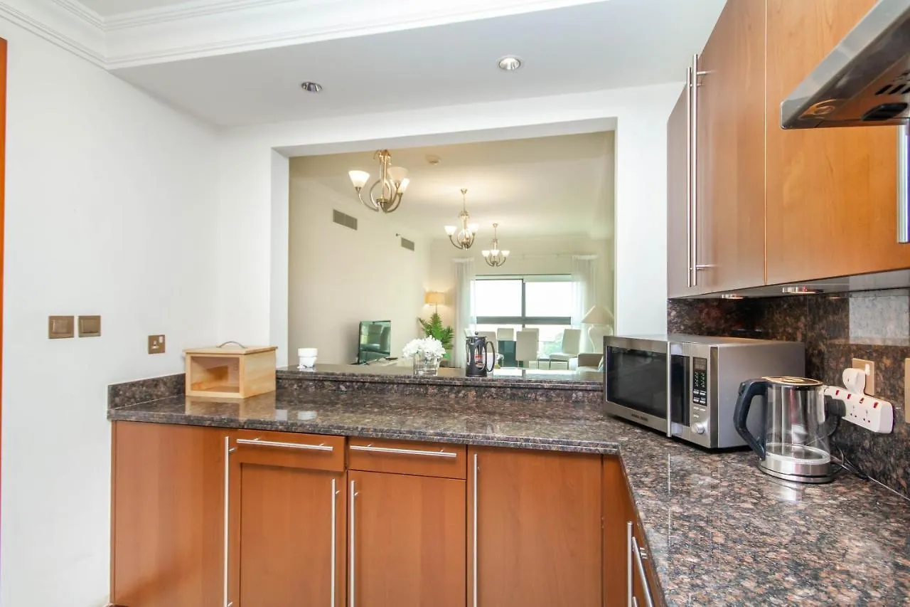 Bespoke Holiday Homes - Palm Jumeirah- 2 Bedroom Beach & Pool Access, South Residence 迪拜